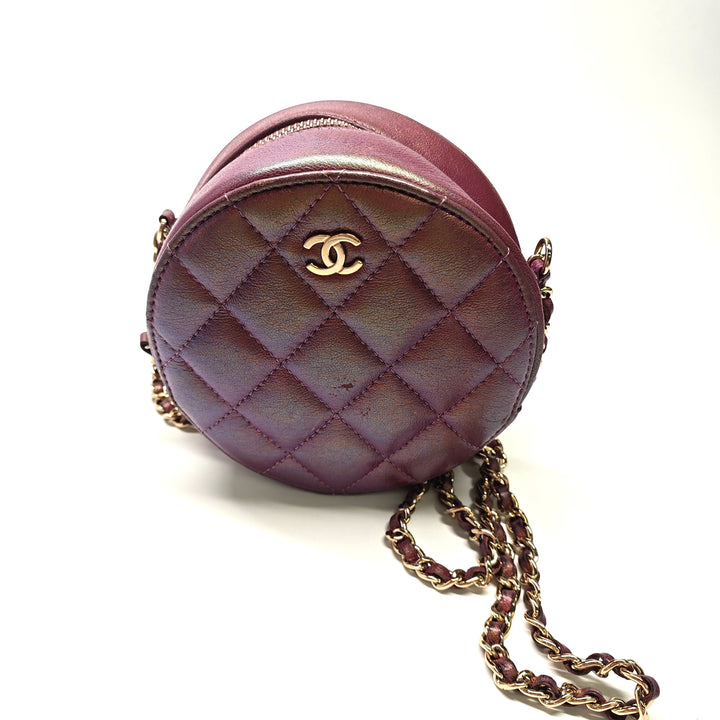 Chanel Matelassé Iridescent Cuir d’agneau Rond Pochette avec chaîne