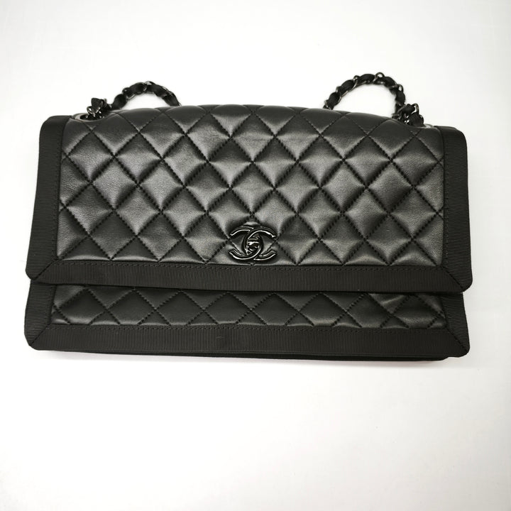 Chanel CC Matelassé Cuir d’agneau et Grosgrain So à rabat