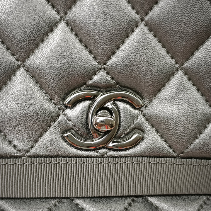 Chanel CC Matelassé Cuir d’agneau et Grosgrain So à rabat