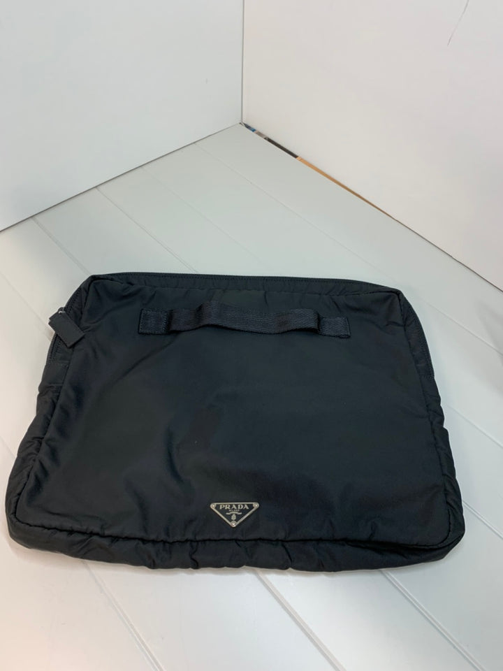 Prada Tessuto Laptop Étui