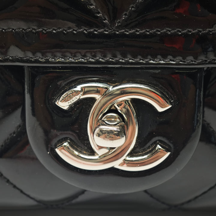 Chanel Medium Cuir verni Coco Shine à rabat