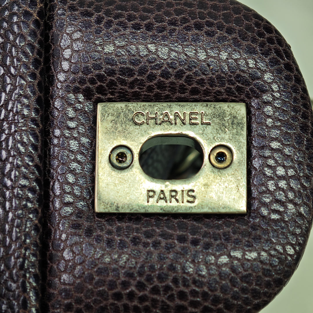 Chanel Medium Matelassé Iridescent Caviar Easy à rabat