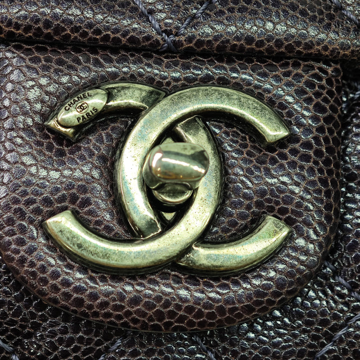 Chanel Medium Matelassé Iridescent Caviar Easy à rabat