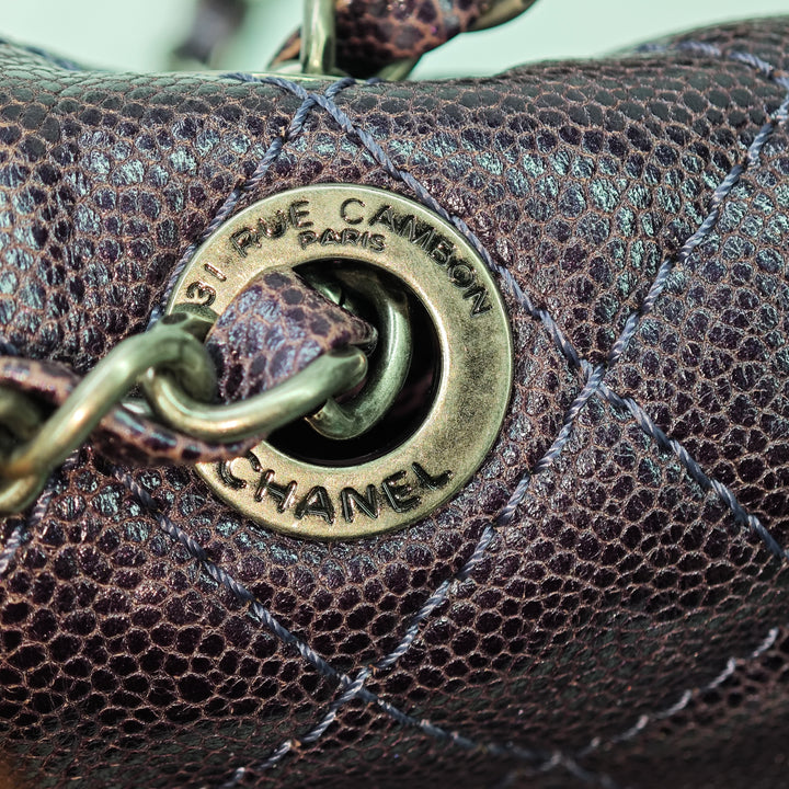 Chanel Medium Matelassé Iridescent Caviar Easy à rabat