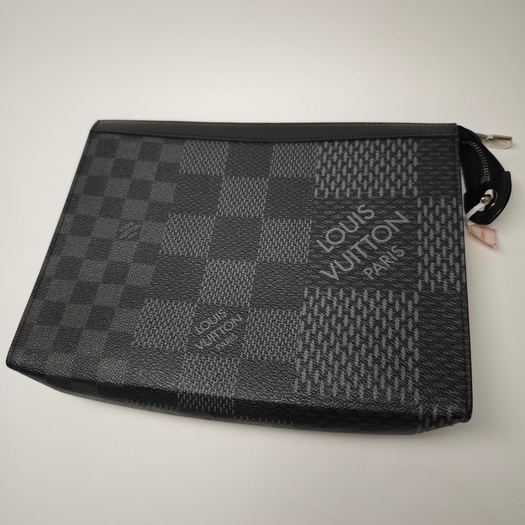 Louis Vuitton Damier Graphite 3D Pochette Voyage MM
