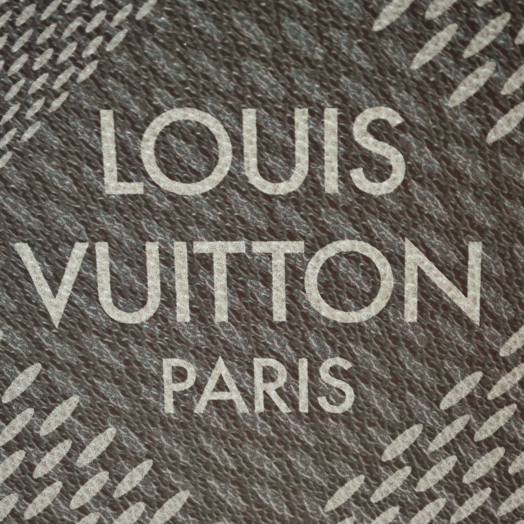 Louis Vuitton Damier Graphite 3D Pochette Voyage MM