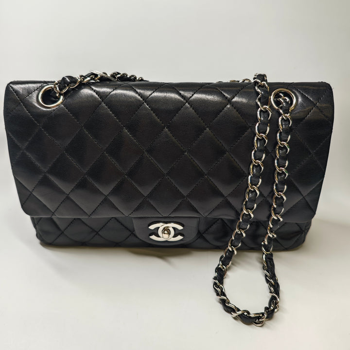 Chanel Medium Classic Cuir d’agneau Double rabat