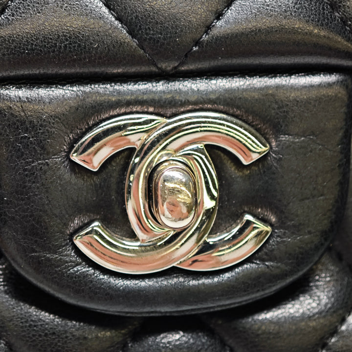 Chanel Medium Classic Cuir d’agneau Double rabat
