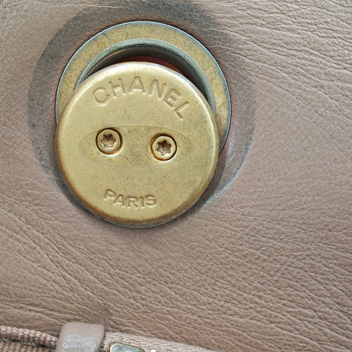 Chanel Small Matelassé Cuir d’agneau Pillow Crush à rabat