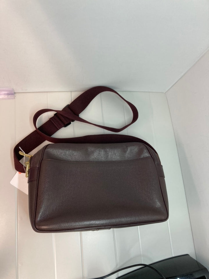 Louis Vuitton Taiga Reporter PM