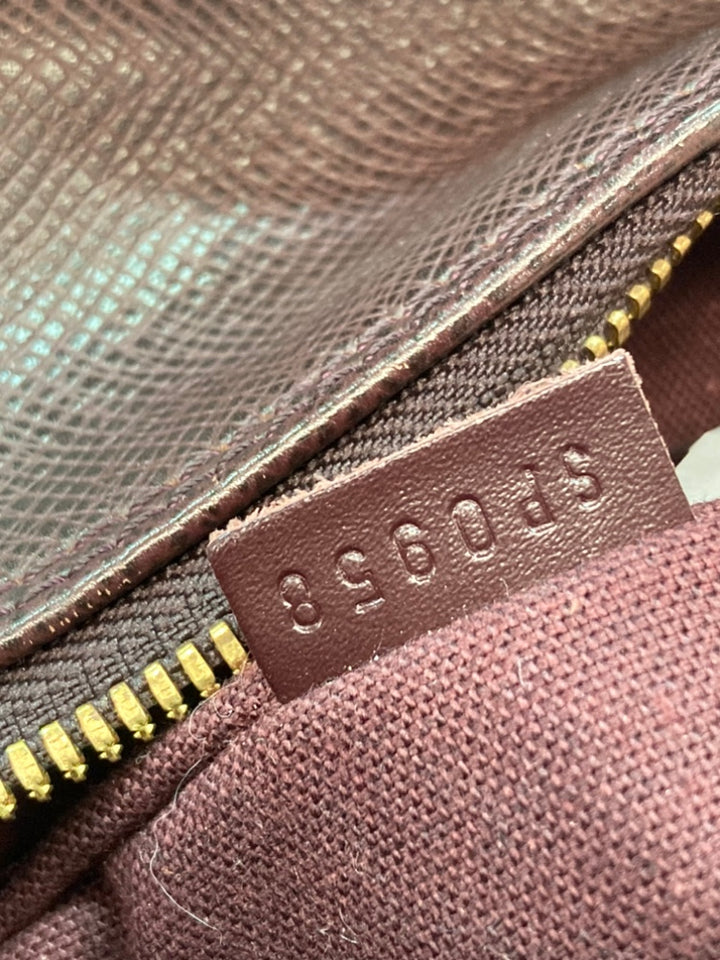 Louis Vuitton Taiga Reporter PM