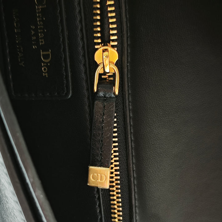 Dior Cuir Montaigne 30 Pochette avec chaîne