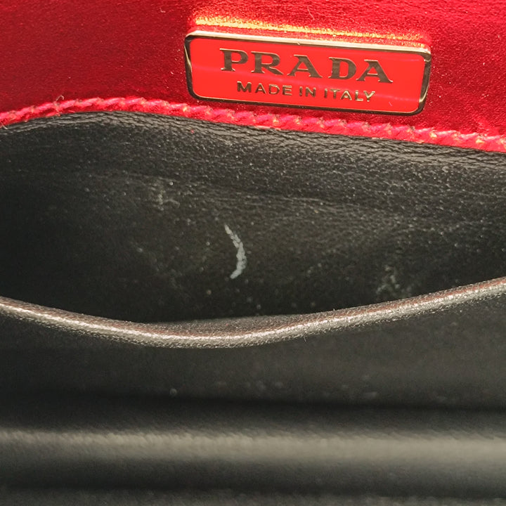 Prada Saffiano à finitions Metallic Vitello Cahier Sac