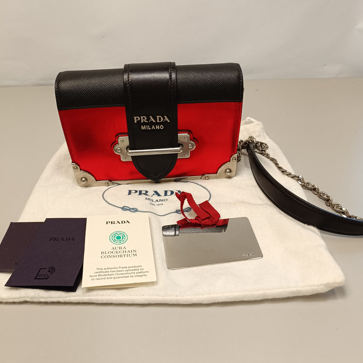 Prada Saffiano à finitions Metallic Vitello Cahier Sac