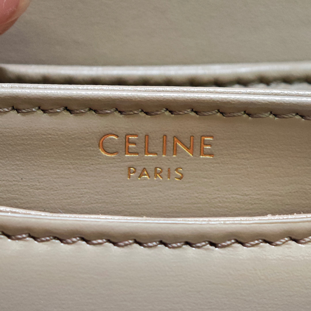 Celine Teen brillant Cuir de veau Triomphe Besace Clea Sac porté croisé