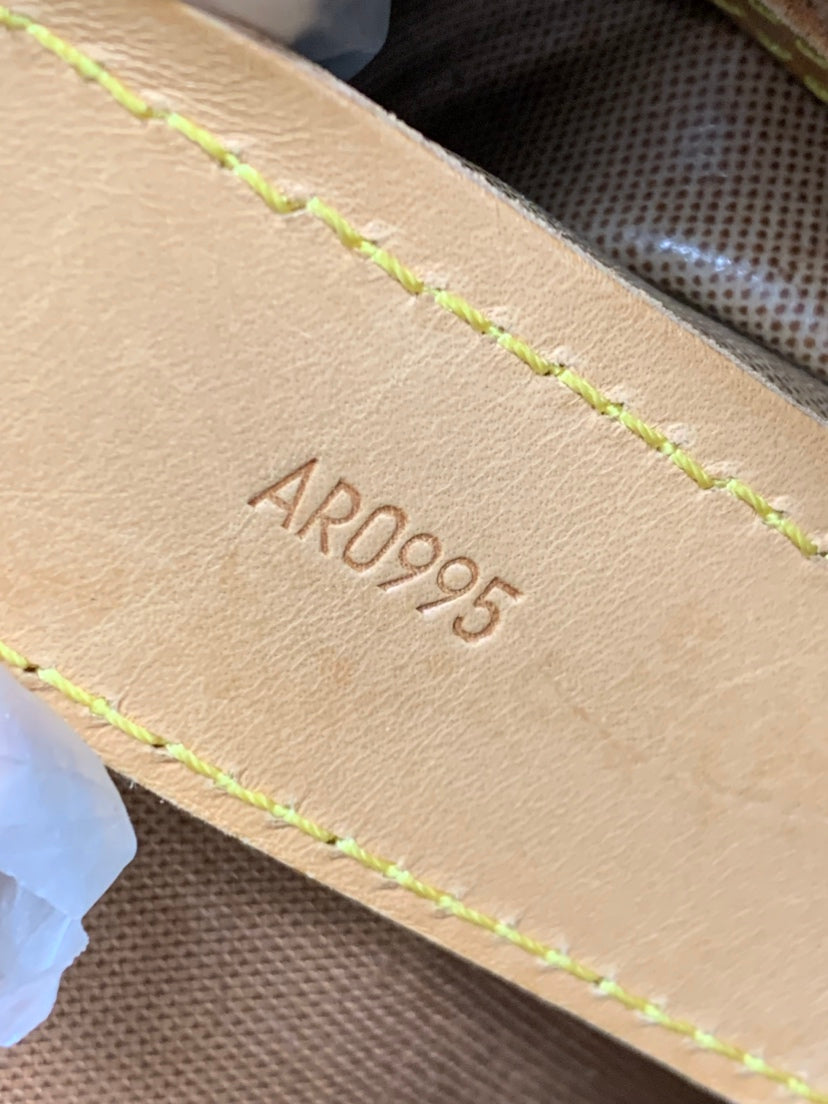 Louis Vuitton Monogram Flanerie 50