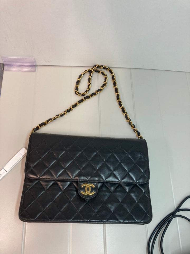 Chanel CC Matelassé Cuir d’agneau Simple rabat