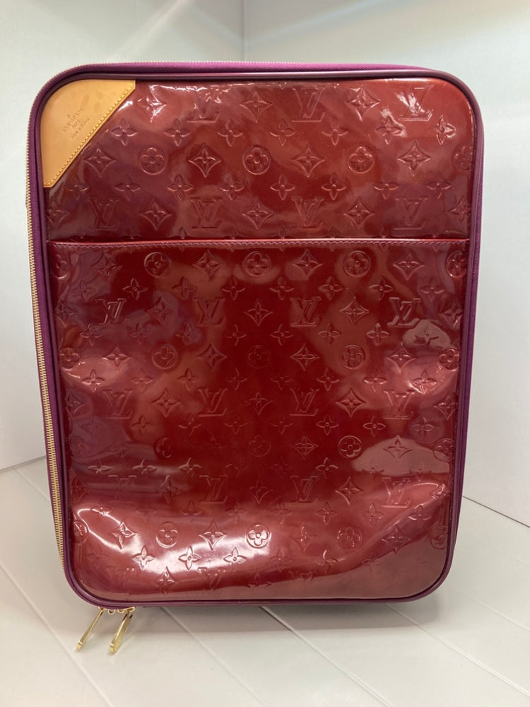 Louis Vuitton Monogram Vernis Pegase 45