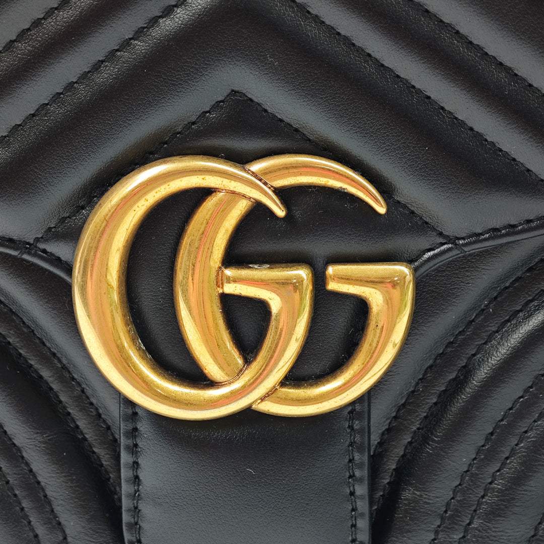 Gucci Small GG Marmont Matelasse Cuir de veau Sylvie sac à anse supérieure