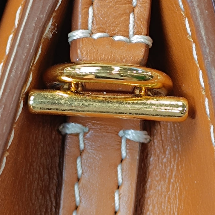 Jacquemus Cuir Le Bambino Long