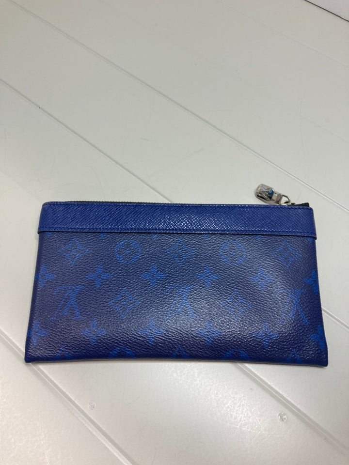 Louis Vuitton Monogram Taigarama Pochette Discovery PM