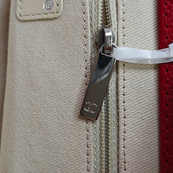 Chanel CC Matelassé Caviar Frame Pochette