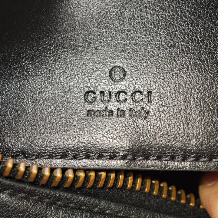 Gucci Mini GG Marmont Matelasse Cuir de veau Half Moon Sac