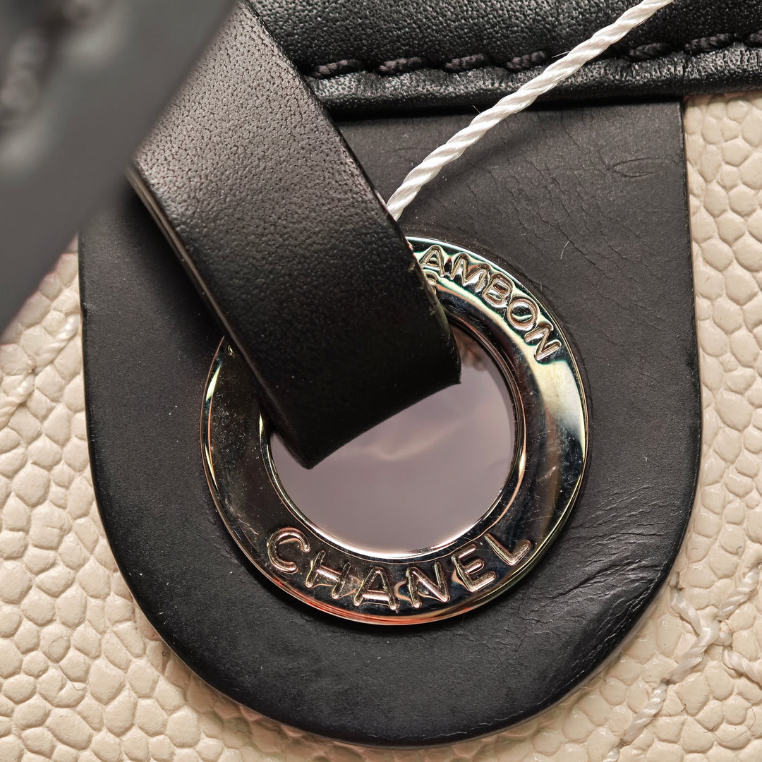 Chanel Matelassé Caviar Shopping Fever Cabas