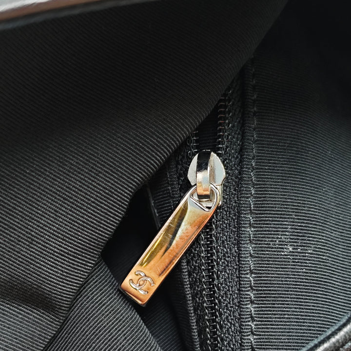 Chanel Matelassé Cuir d’agneau Grip Pochette