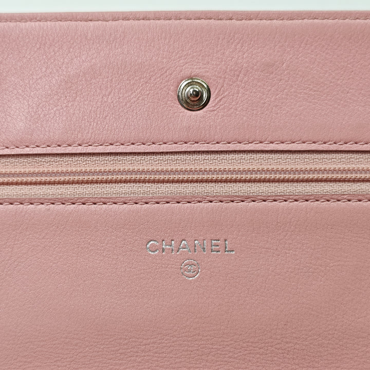 Chanel CC Caviar Wallet on Chain