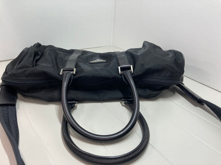 Prada Saffiano à finitions Tessuto Sac de voyage