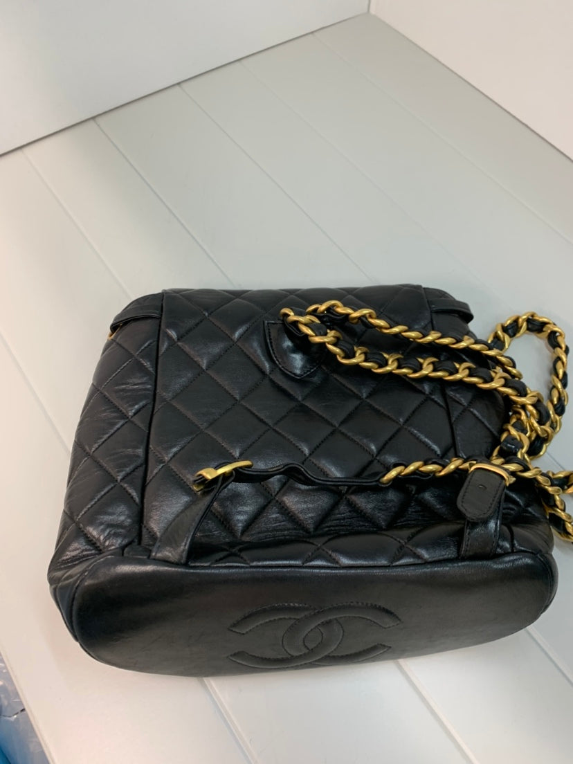 Chanel Medium Matelassé Cuir d’agneau Duma Sac à dos