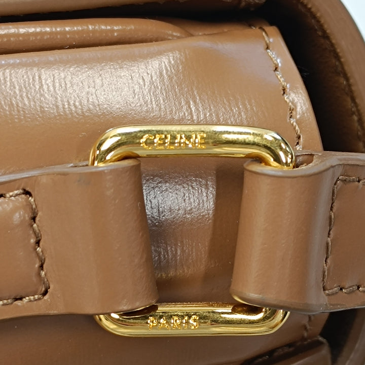 Celine Teen brillant Cuir de veau Triomphe Sac porté croisé