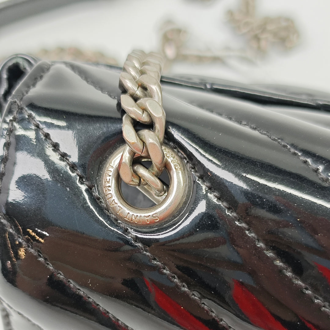 Saint Laurent Baby Chevron Cuir verni Classic Monogram Sac à chaîne