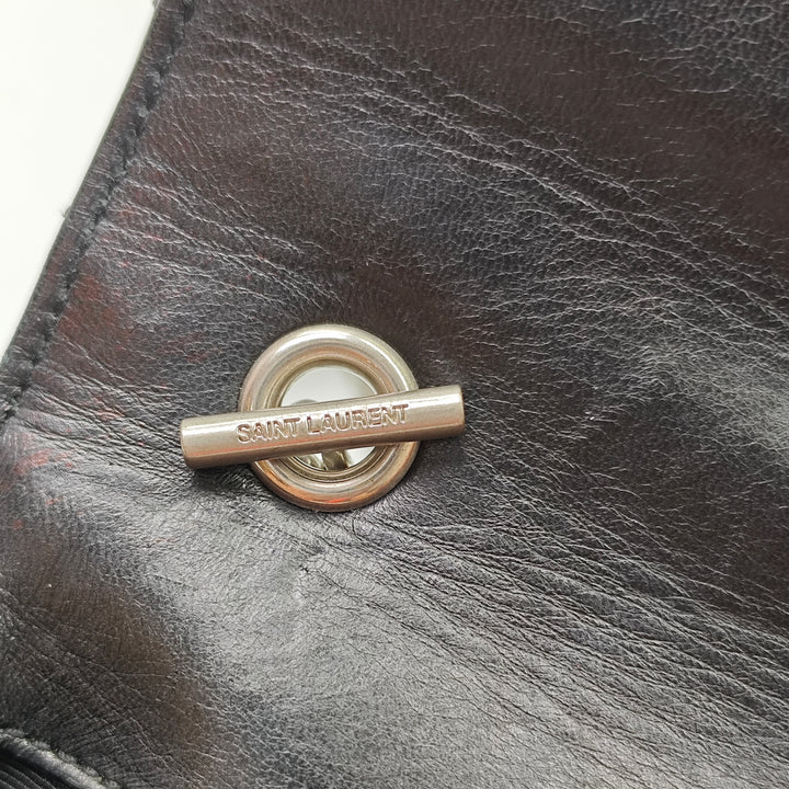 Saint Laurent Baby Chevron Cuir verni Classic Monogram Sac à chaîne