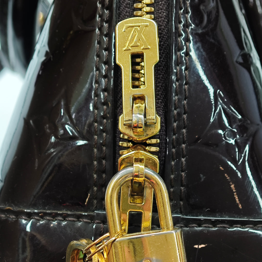 Louis Vuitton Monogram Vernis Alma BB