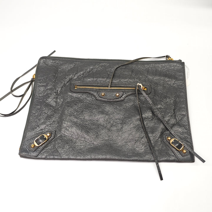 Balenciaga Cuir d’agneau Motocross Classic Zip Around Flat Pochette