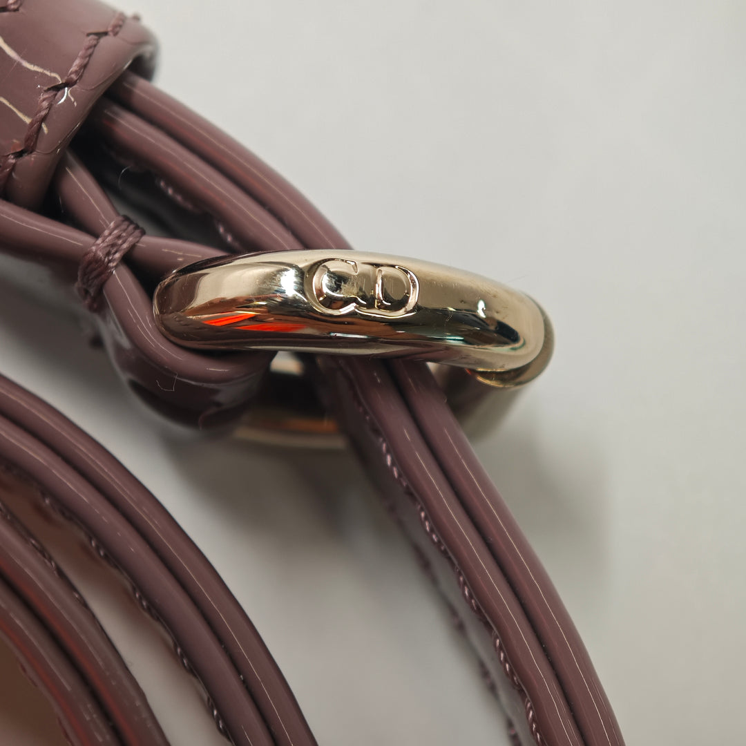Dior Micro Cuir verni Cannage Lady Dior