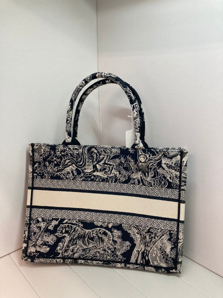 Dior Medium Toile brodé Dioriviera Toile De Jouy Book Cabas