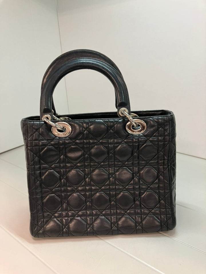 Dior Medium Cuir d’agneau Cannage Lady Dior