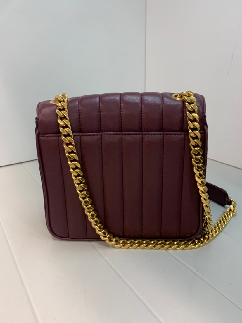 Saint Laurent Medium Cuir d’agneau Monogram Vicky Sac à chaîne