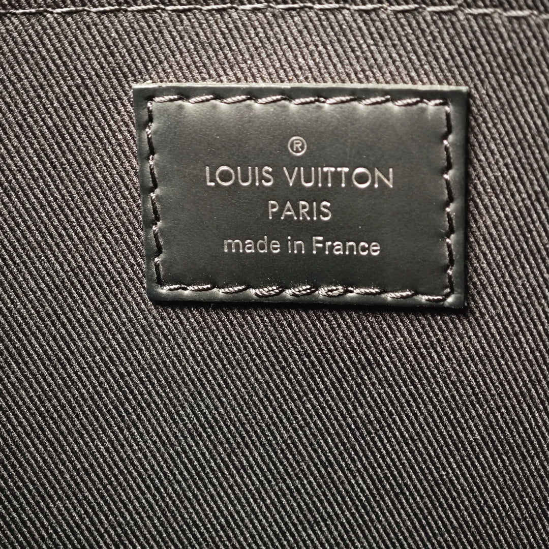 Louis Vuitton Monogram Eclipse Discovery Pochette GM