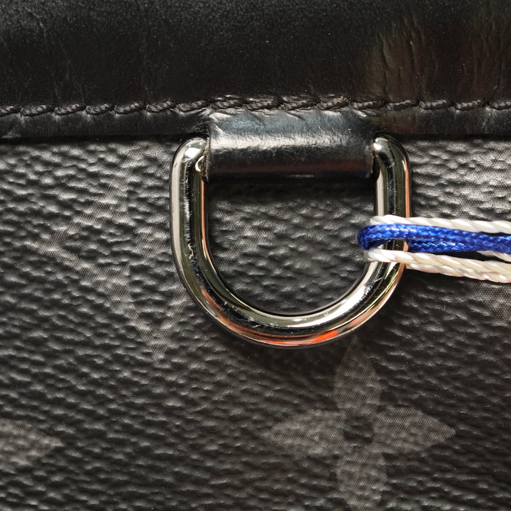 Louis Vuitton Monogram Eclipse Discovery Pochette GM