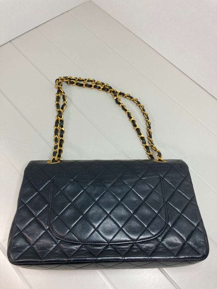 Chanel Medium Classic Cuir d’agneau Double rabat