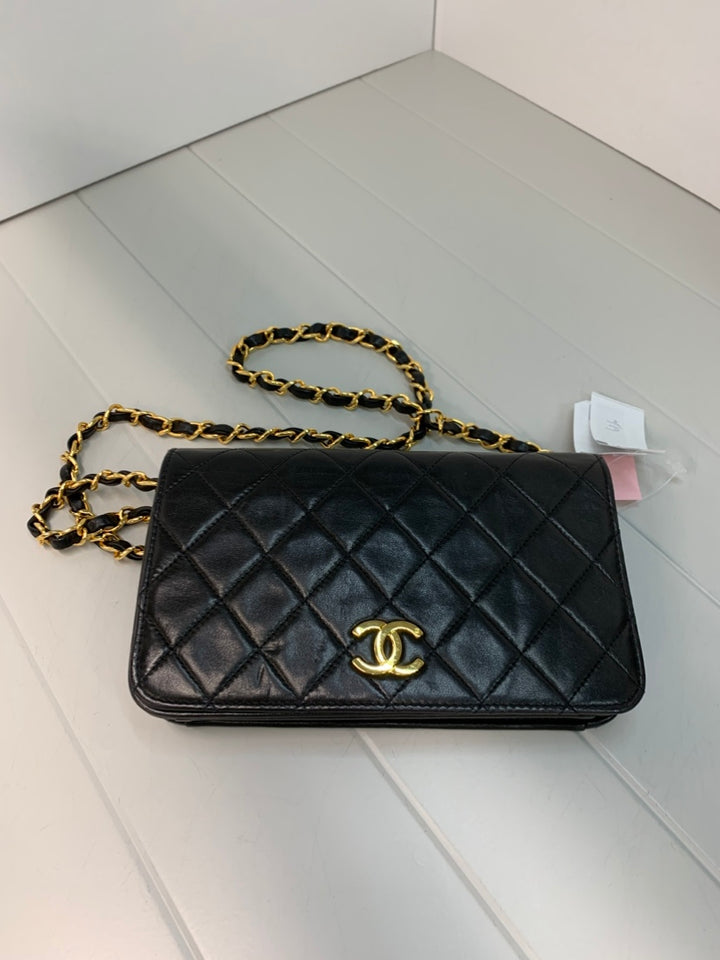 Chanel Mini CC Matelassé Cuir d’agneau Rabat intégral