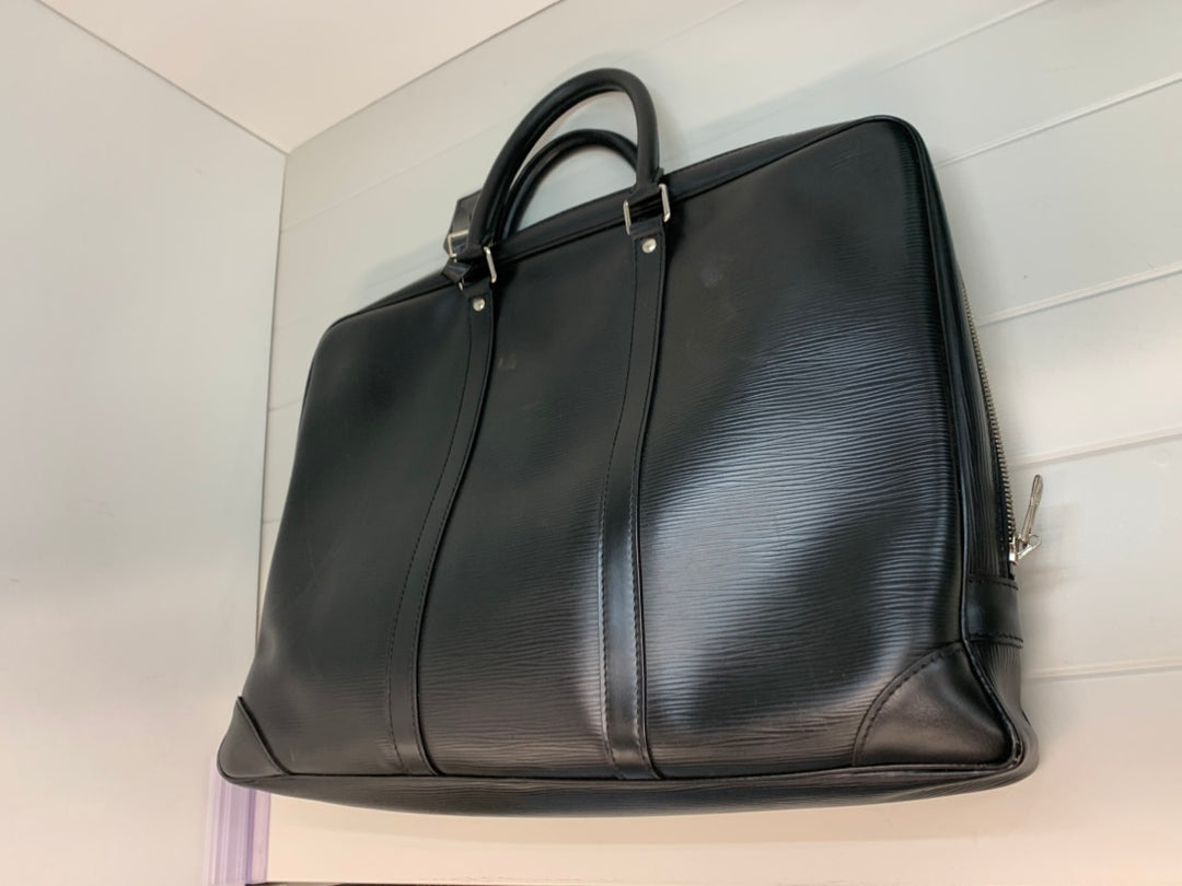 Louis Vuitton Epi Porte Documents Voyage