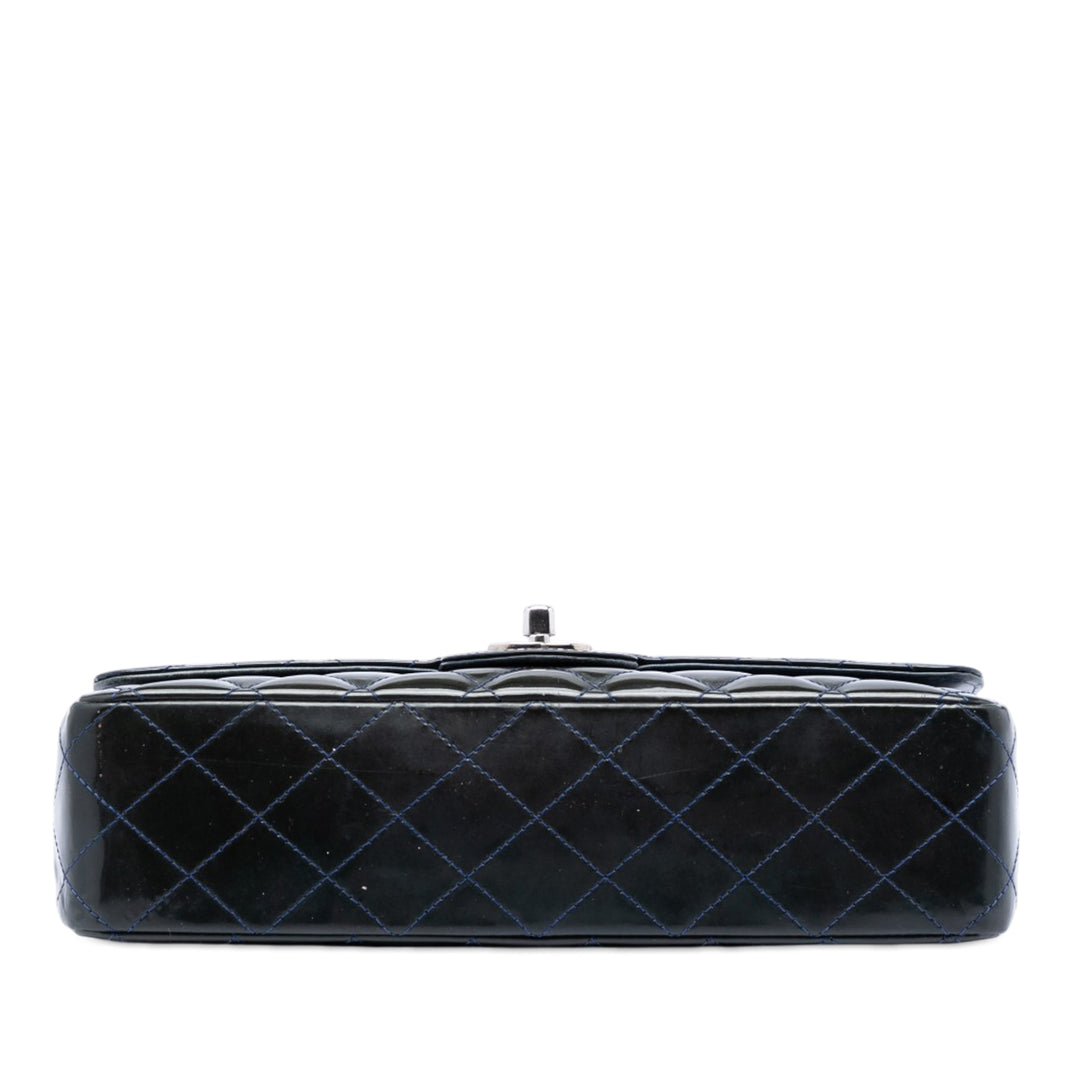 Chanel Medium Classic Cuir verni Double rabat
