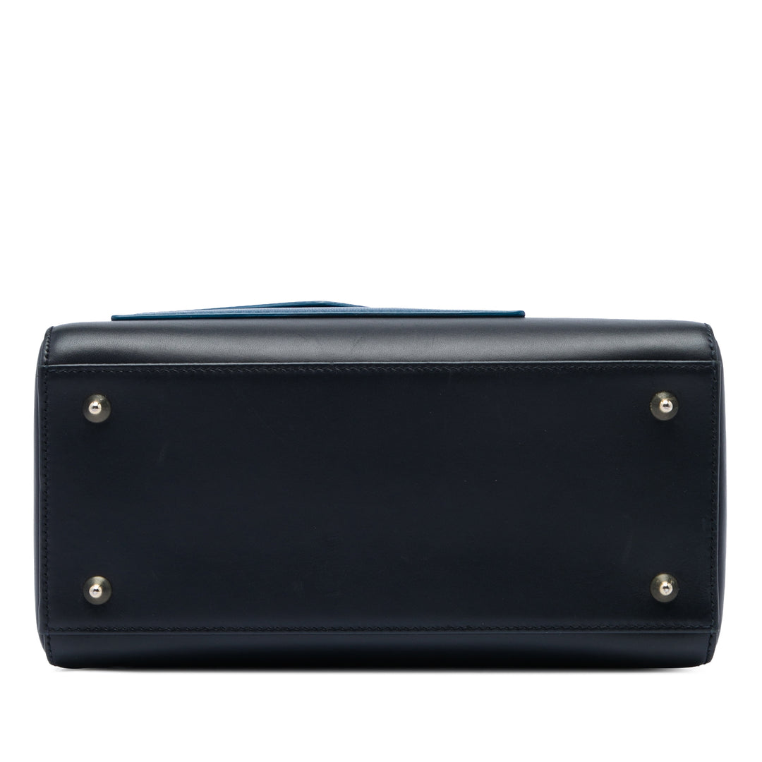 Dior Poches Lady Dior Moyen Cuir de veau Noir – vue 3 – GABY PARIS