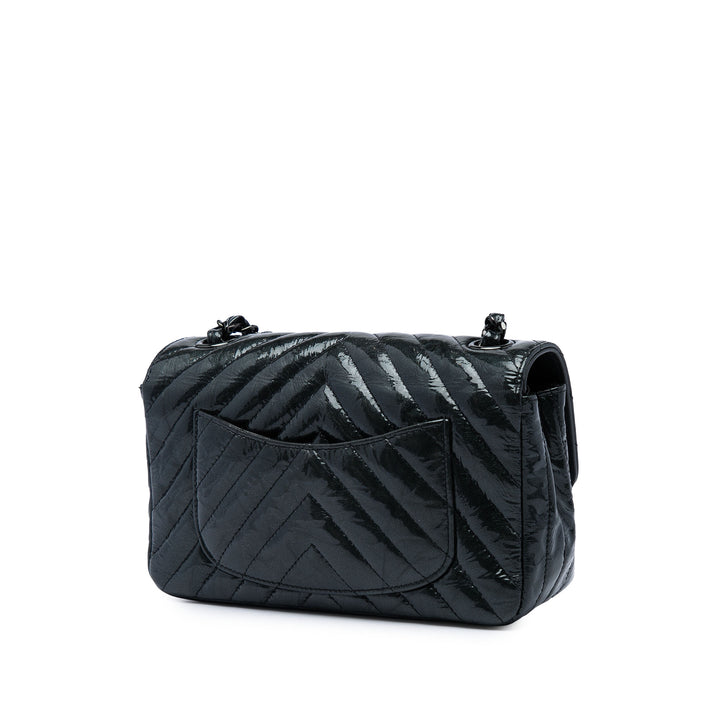 Chanel Sac bandoulière Classic Rectangulaire Chevron Froissé So Rabat simple Mini Noir – vue 2 – GABY PARIS