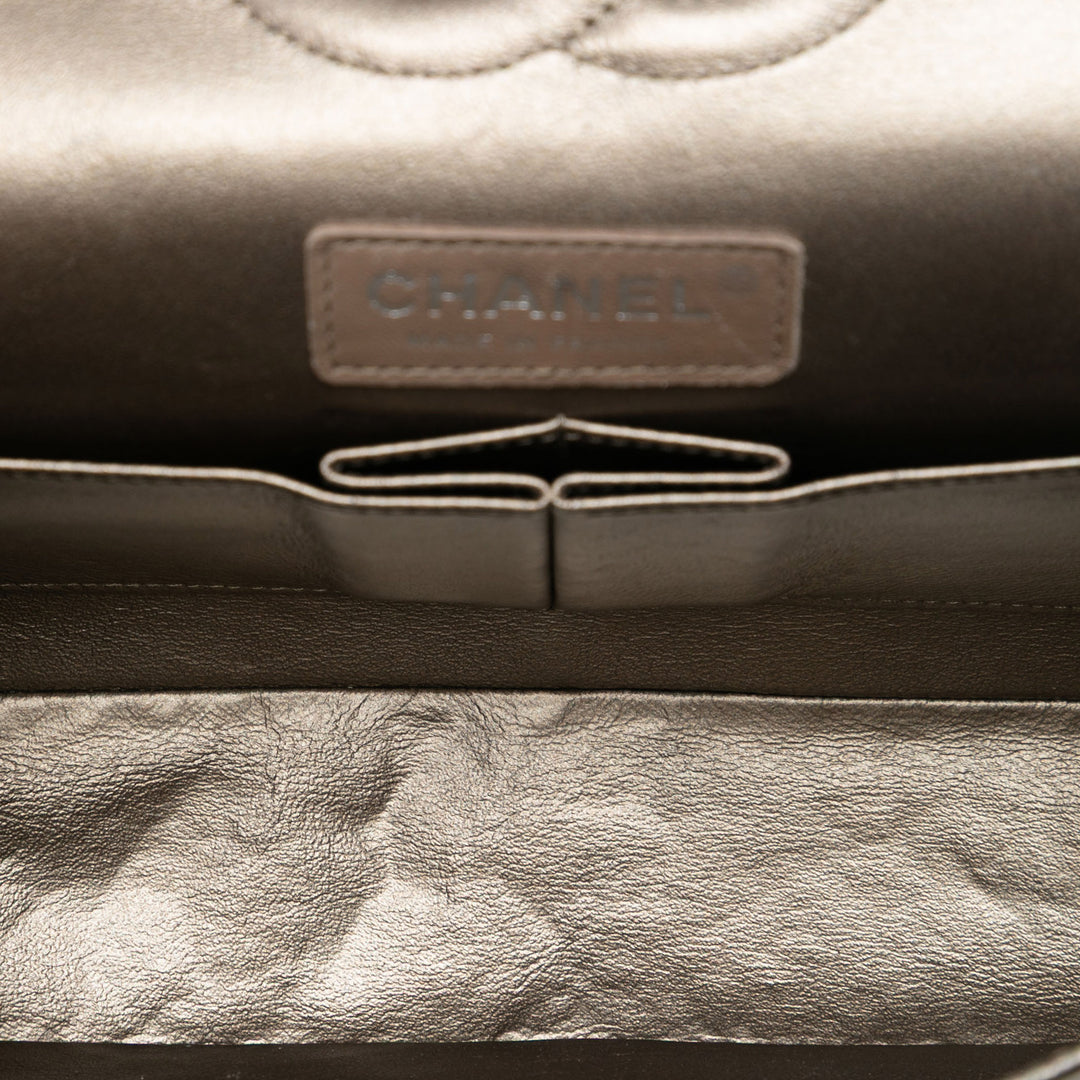 Chanel Medium Classic Metallic Caviar Double rabat